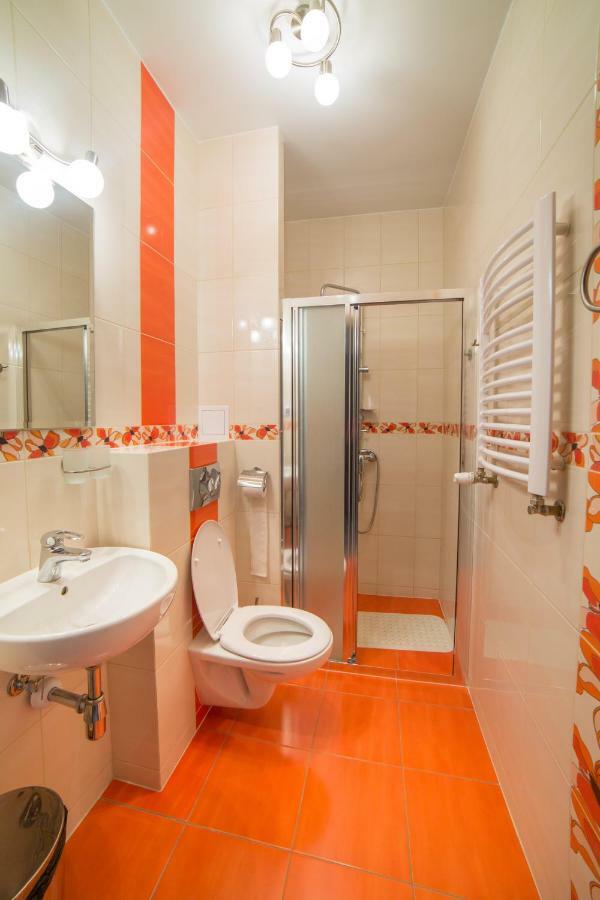 Sanatorium Energetyk Hotell Krynica-Zdrój Rum bild